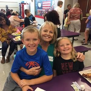 Meet your Posher, Toni